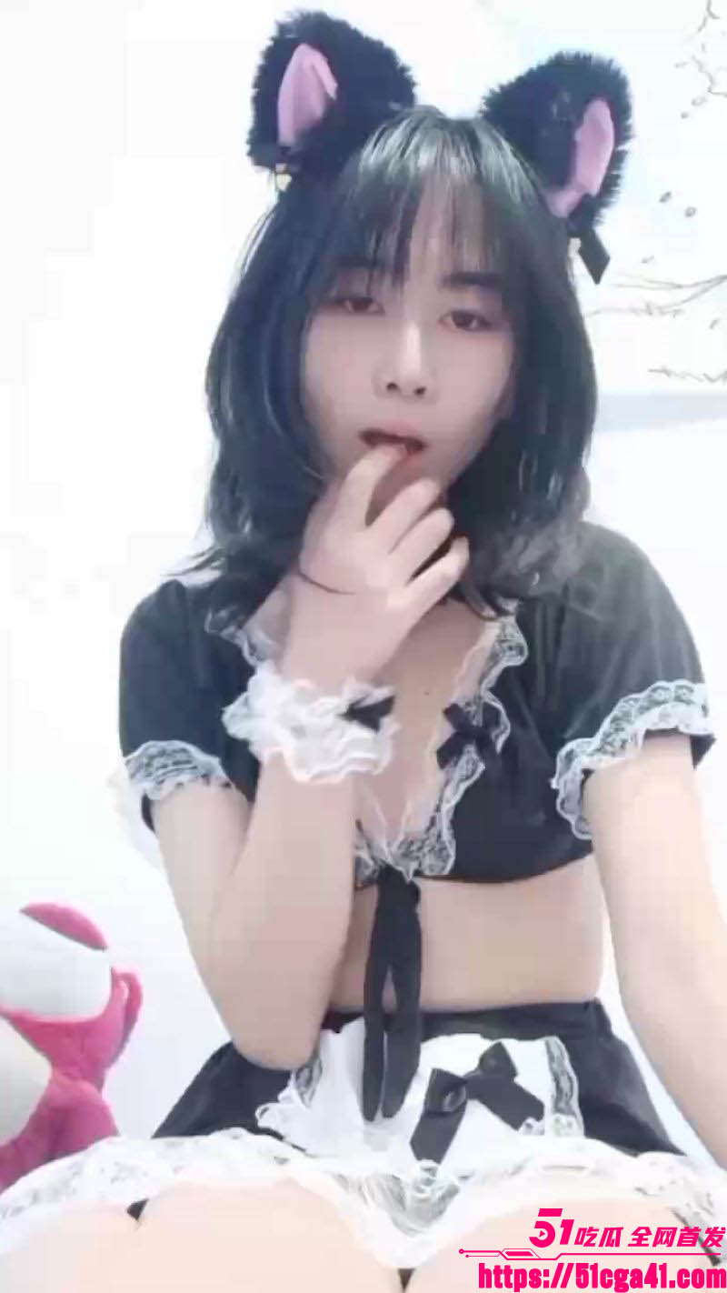 大连极品学生妹被网调自慰视频流出 1