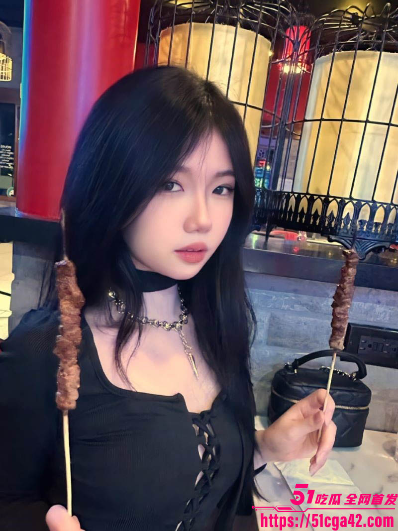 东北极品女神何晓晓被富二代拍摄不雅视频泄漏 4