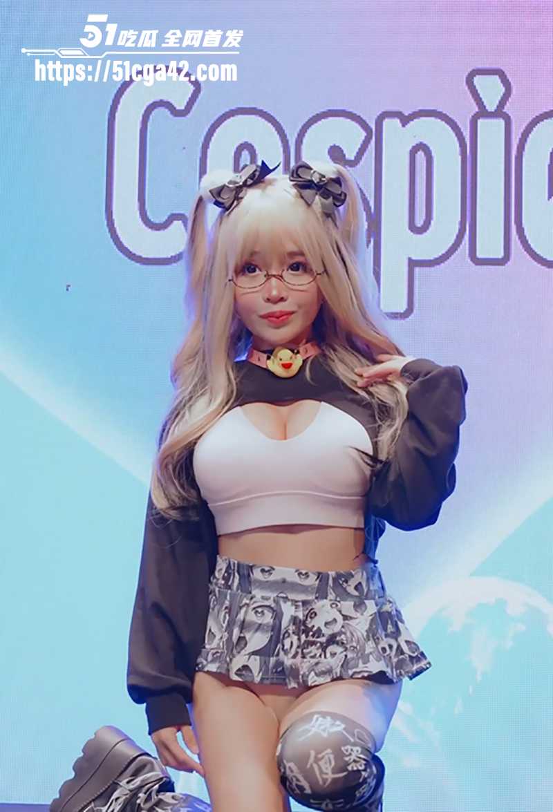 台湾COSPIE同人动漫cosplay展视频流出 10 拷贝