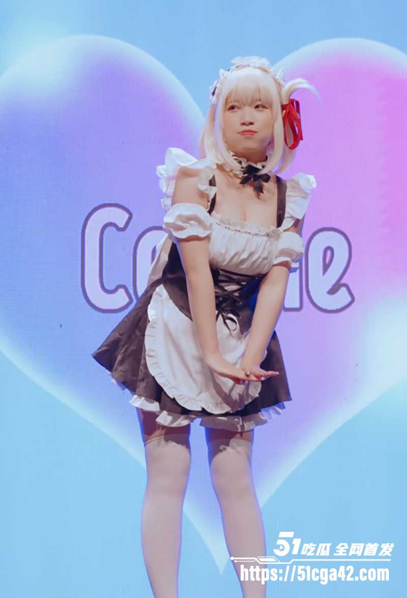 台湾COSPIE同人动漫cosplay展视频流出 2 拷贝