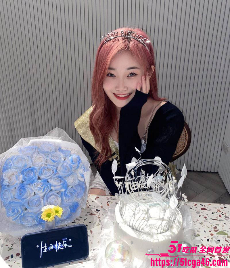 哈尔滨大学生 许慕央 被金主包养 乖巧听话配合度爆表 酒店暴力抽插嫩穴 淫靡十足！