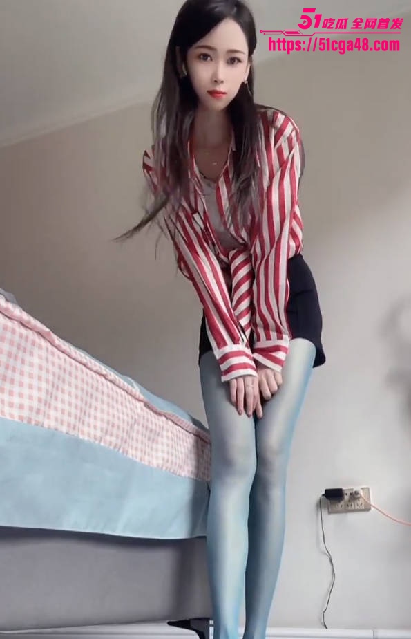 8网红嫣然月影3