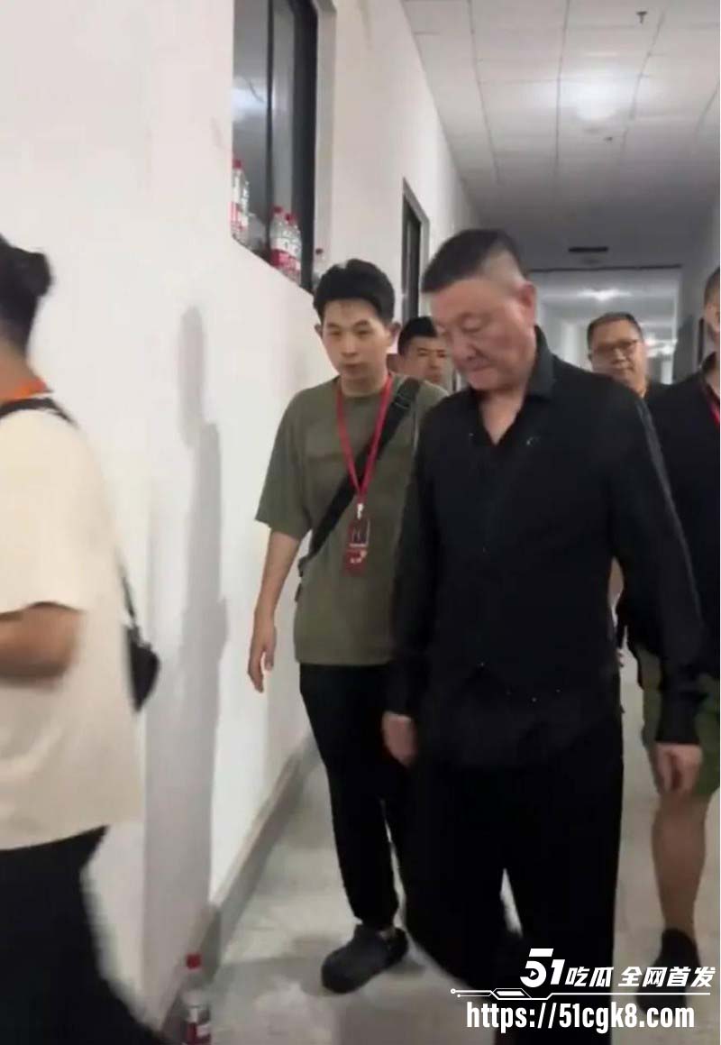 实力派歌星韩磊被曝出轨小三怀孕丑闻016 实力派歌星韩磊被曝出轨小三怀孕丑闻016