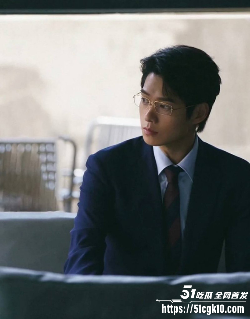 魏大勋被网友曝侵犯迷奸偷拍012