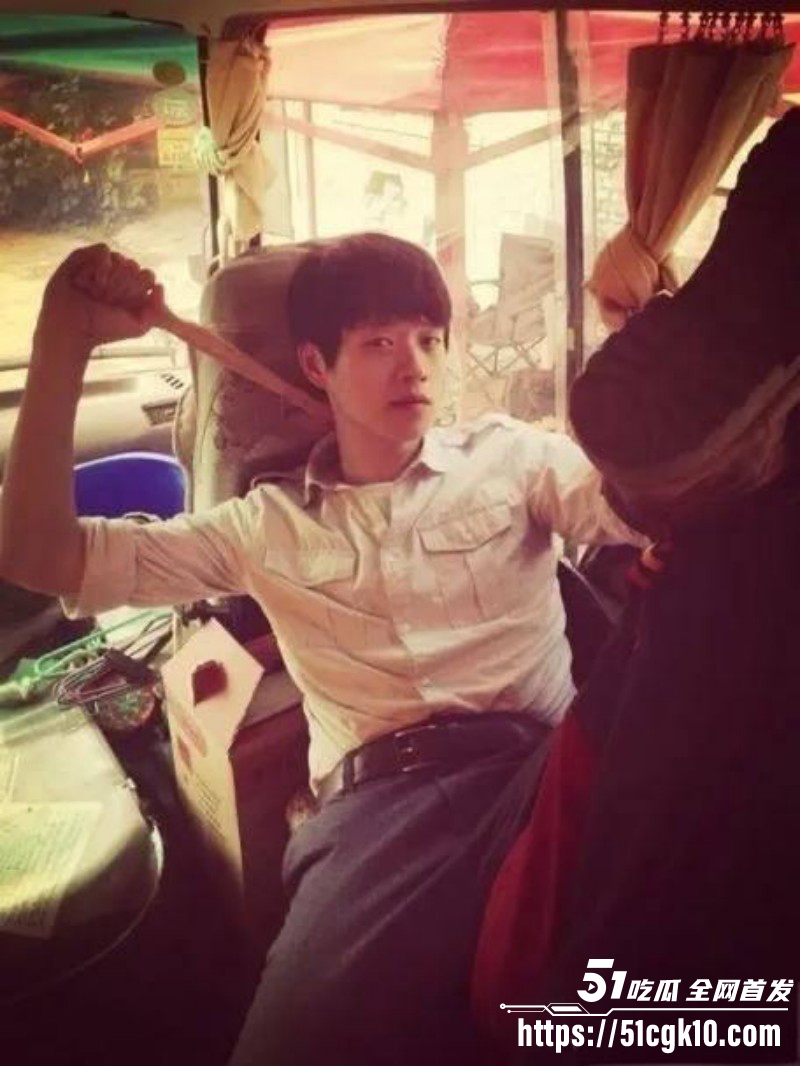 魏大勋被网友曝侵犯迷奸偷拍015