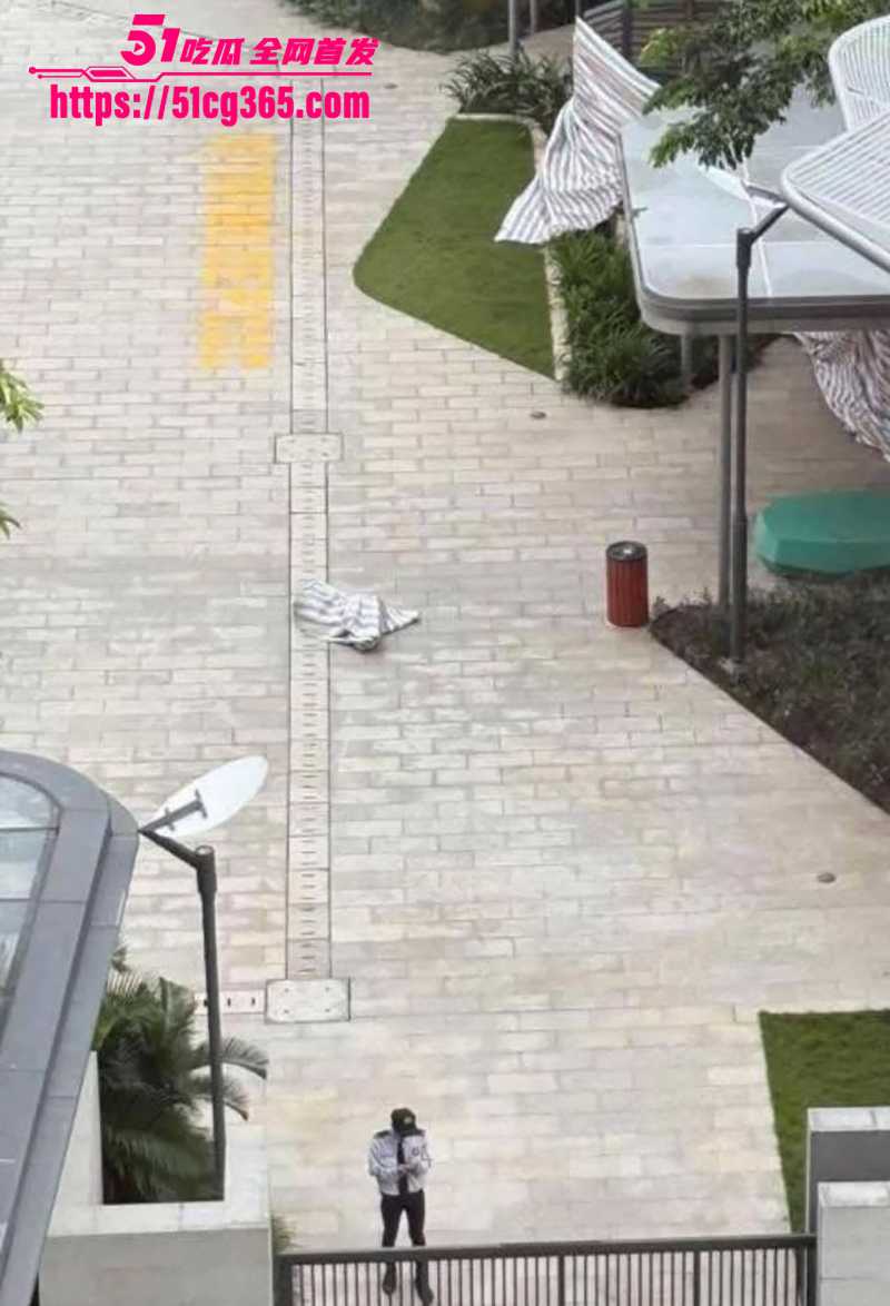 越南网红直播跳楼自杀视频曝光 8 拷贝