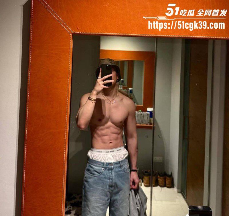 邓紫棋男友魏骏杰出轨林芊莹018 邓紫棋男友魏骏杰出轨林芊莹018