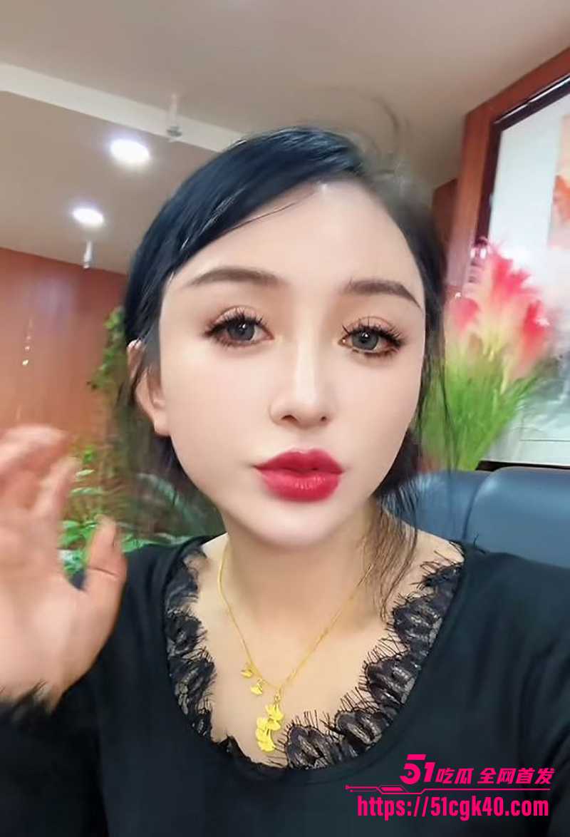 网红马宝贝矿泉水瓶 1 拷贝 网红马宝贝矿泉水瓶 1 拷贝