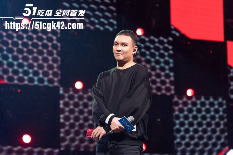 中国有嘻哈总导演车澈与乃万酒店开房03 中国有嘻哈总导演车澈与乃万酒店开房03