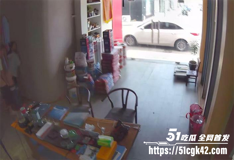 店铺性爱摄像头破解流出 1 拷贝 店铺性爱摄像头破解流出 1 拷贝