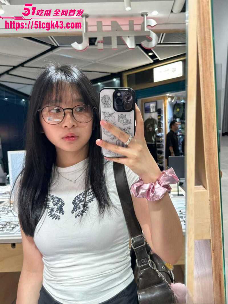 大一反差清纯学妹性爱视频01 大一反差清纯学妹性爱视频01