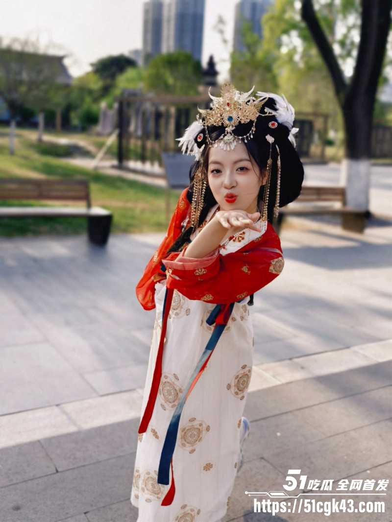 江西宜春骆馨琪被渣男贩卖性爱视频03