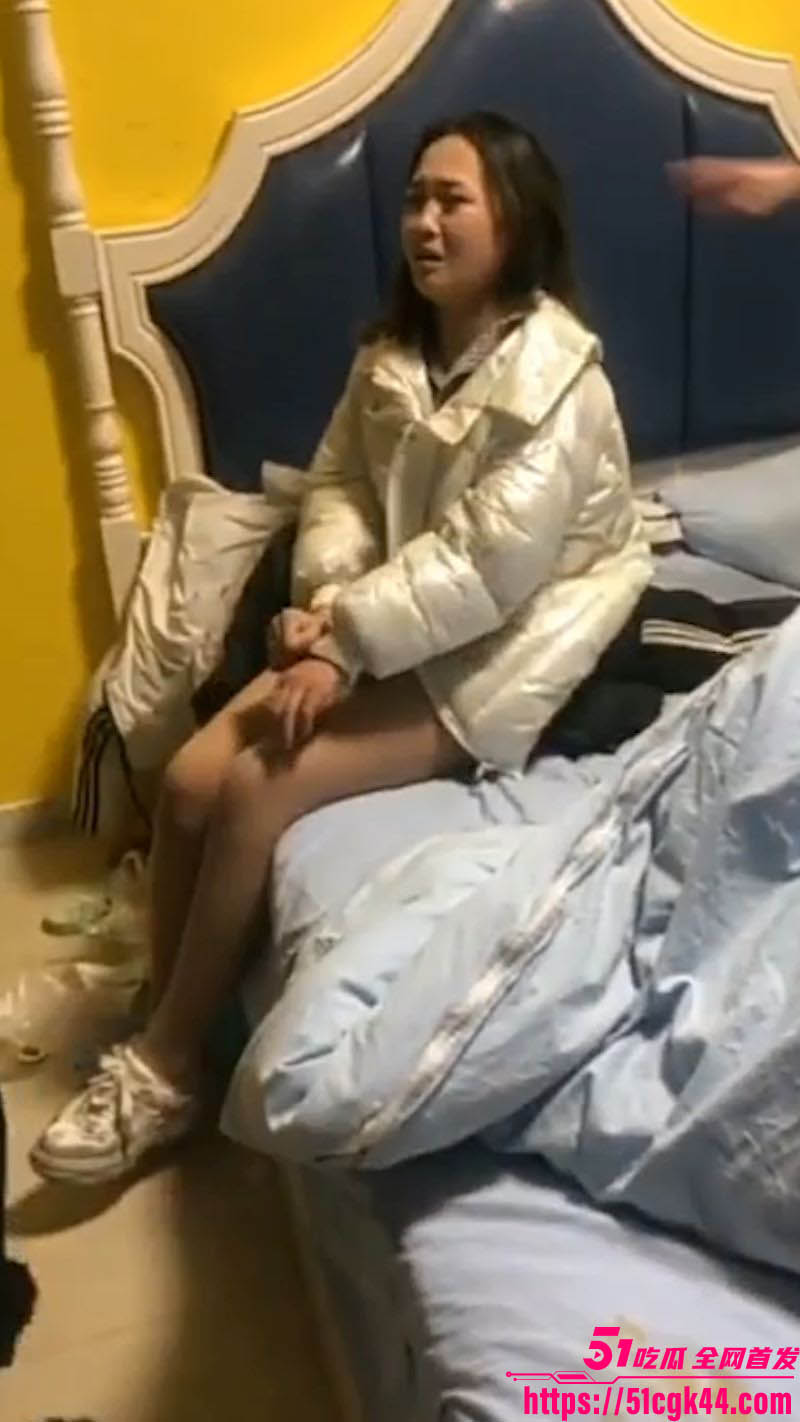 沈阳嫩妹王佳颖勾引别人男友被抓奸 2