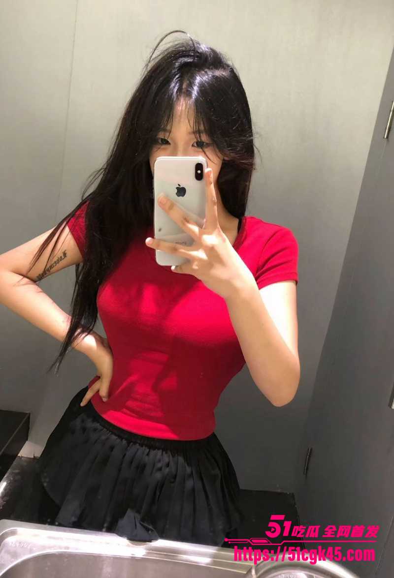 吉林高颜值花腿小妹赵嘉怡户外露出调教视频流出1拷贝