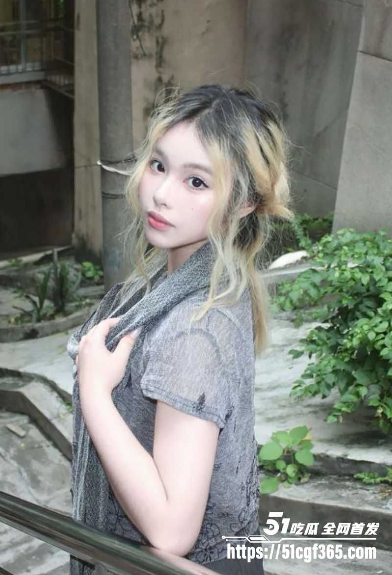 黑龙江鹤岗高颜值妹子性爱视频曝光 1 拷贝