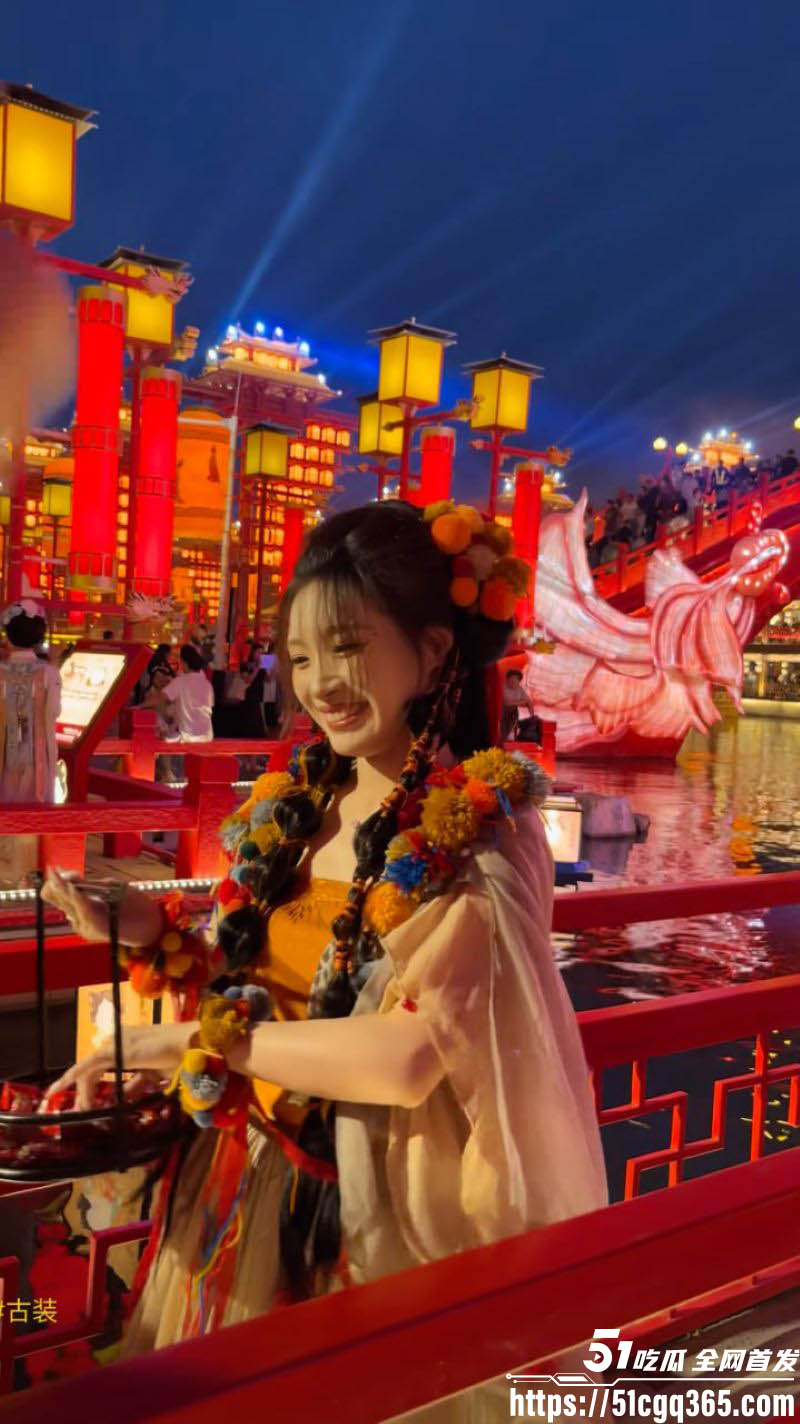 团长李维金PUA不倒翁父子睡遍女演员 2 团长李维金PUA不倒翁父子睡遍女演员 2