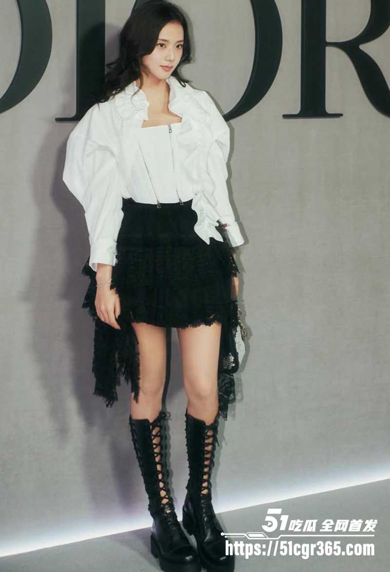 Lisa特斯拉标志梗 6