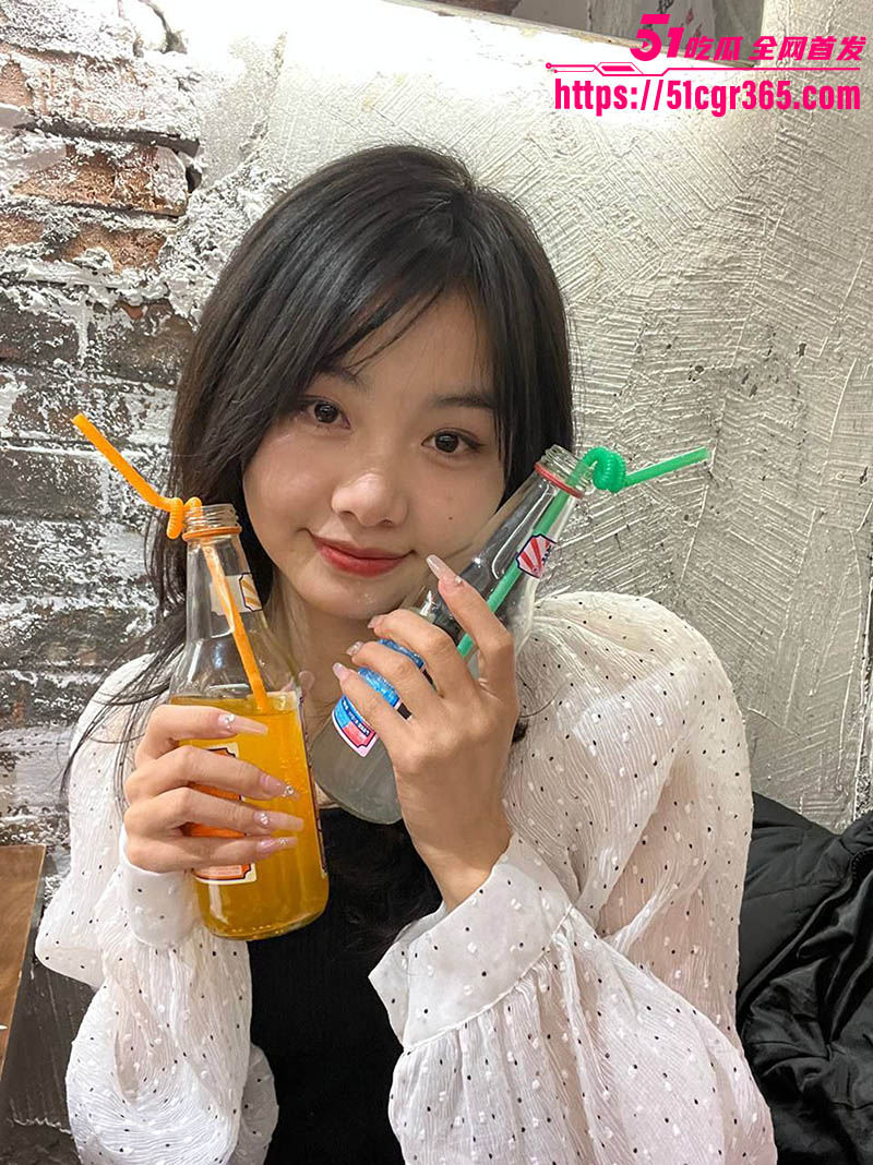 北京财经大学校花 张妍雯 做爱视频流出 甜美脸蛋玲珑身材 无套爆操全程淫语不断！