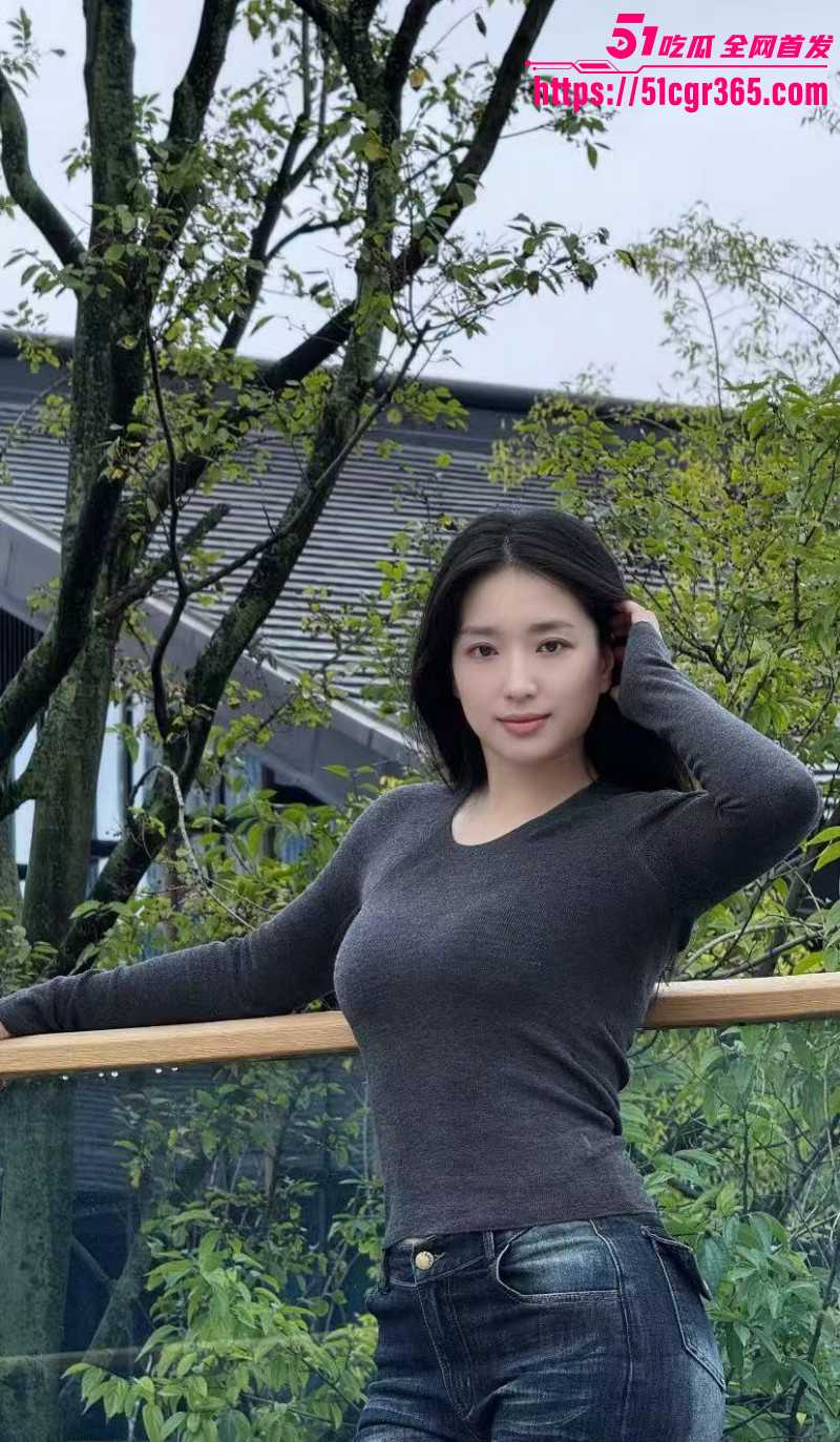 大胸嫂子会喷水暴操巨乳嫂子01 大胸嫂子会喷水暴操巨乳嫂子01