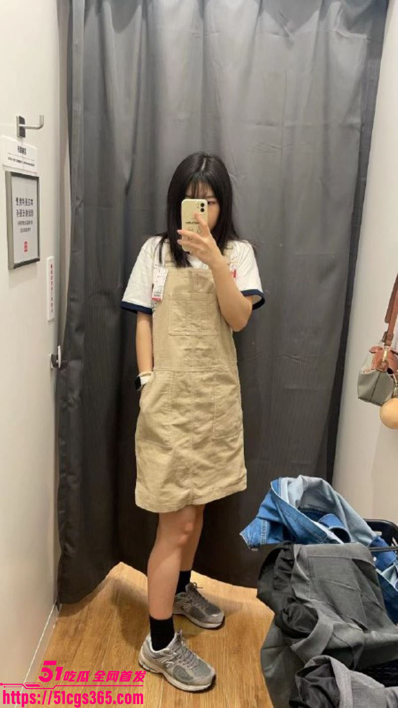 广东大一学生妹丁雨婷下海卖淫 1