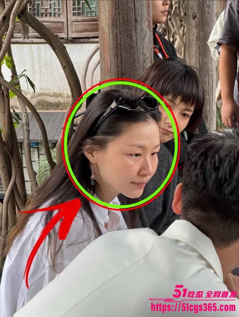 古二录音曝光王家卫与秦雯约炮010