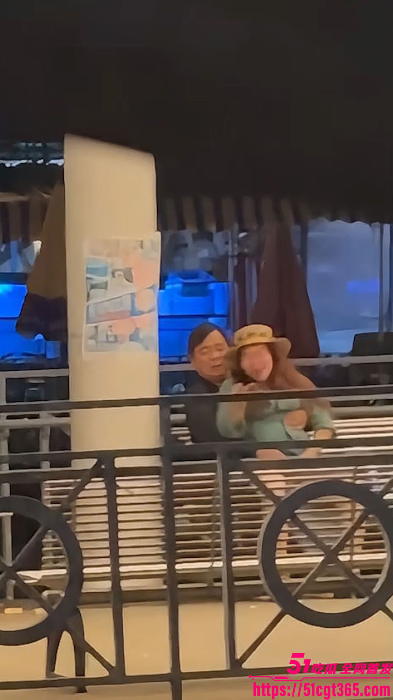 长洲码头六旬老人活春宫被捕 4