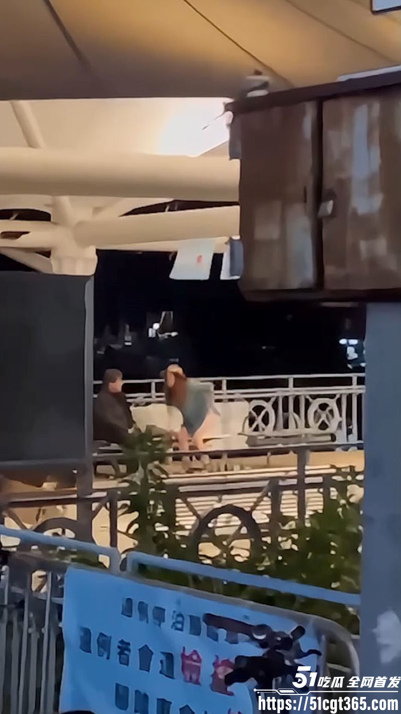 长洲码头六旬老人活春宫被捕 5