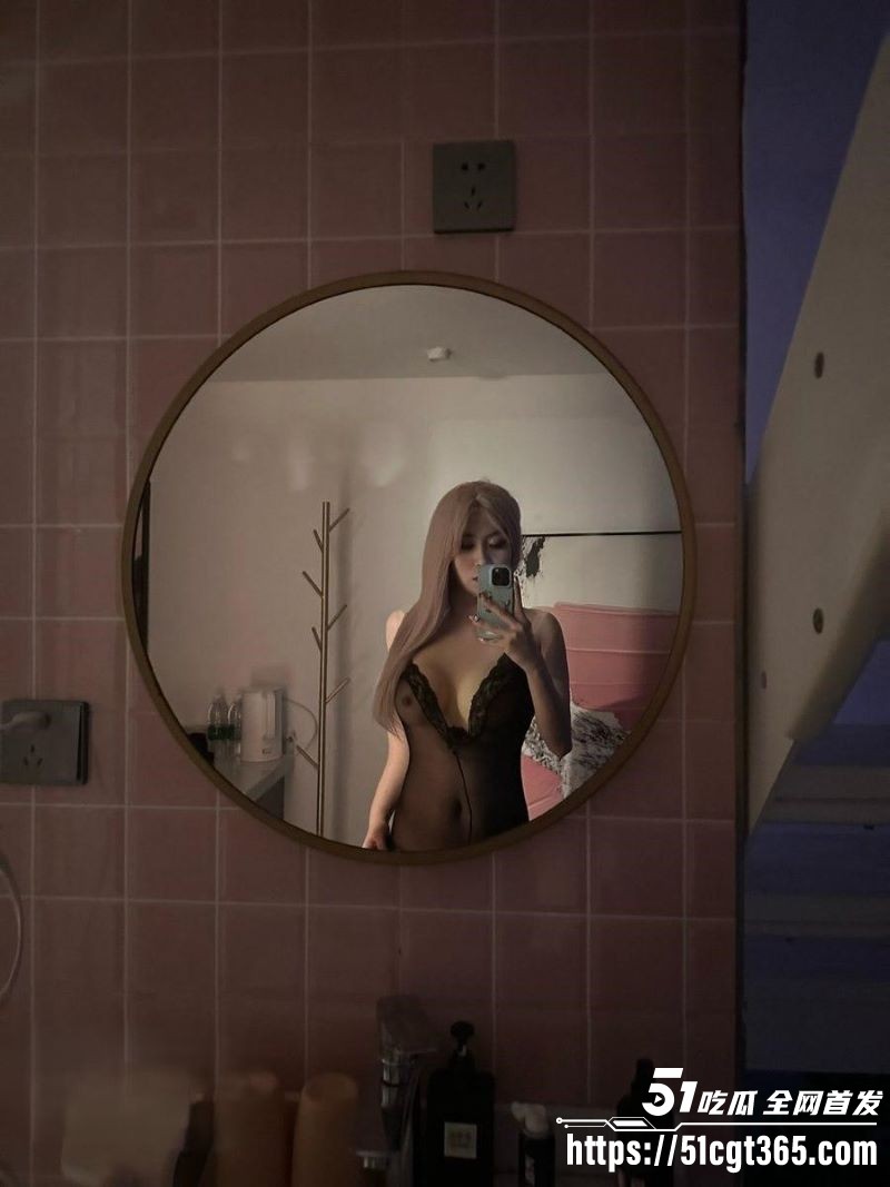 长春COS圈小噜私拍福利流出 1 长春COS圈小噜私拍福利流出 1