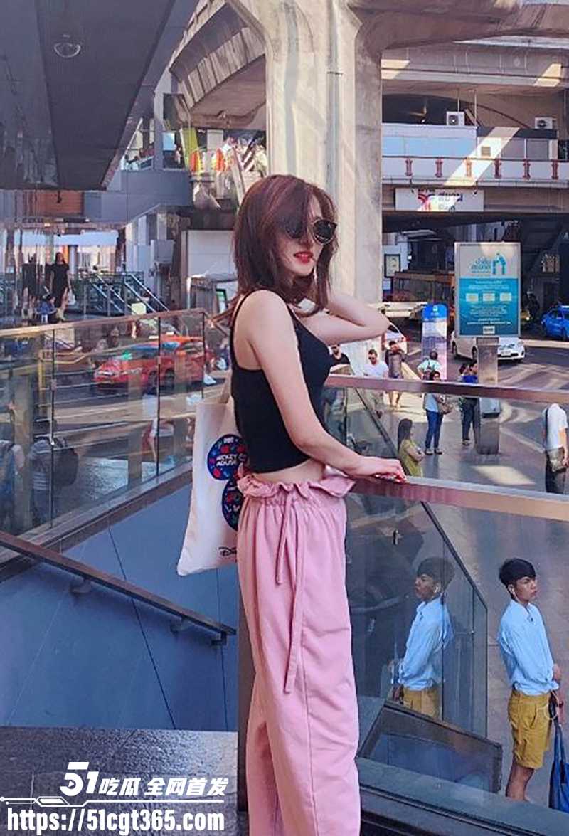 天津南开大学高颜值学生妹顾芊羽不雅视频曝光4拷贝 天津南开大学高颜值学生妹顾芊羽不雅视频曝光4拷贝