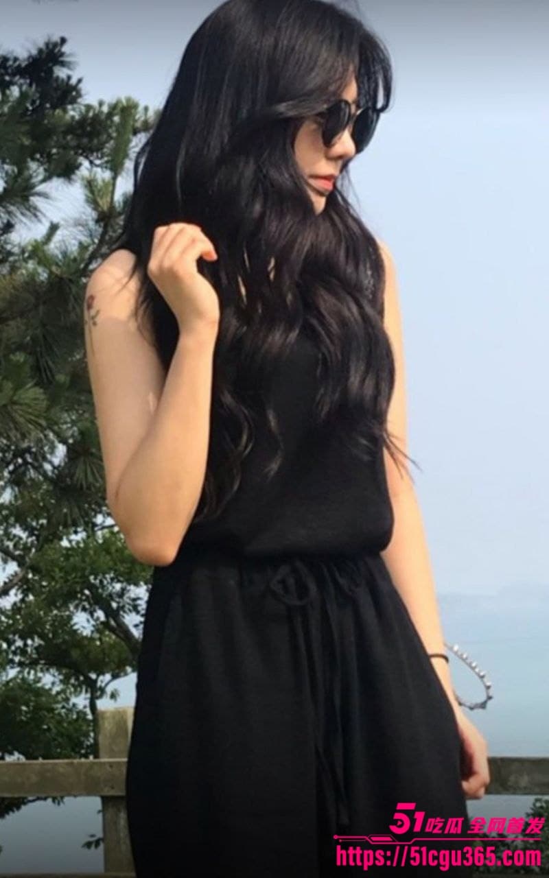 韩国高颜值人妻 妮妮 为业绩献身做爱视频被客户爆光 8 韩国高颜值人妻 妮妮 为业绩献身做爱视频被客户爆光 8