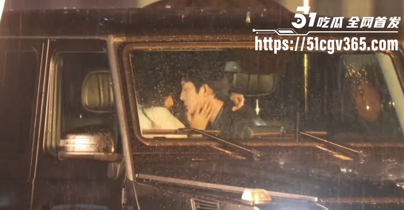 井柏然孙千车内拥吻酒店偷情024