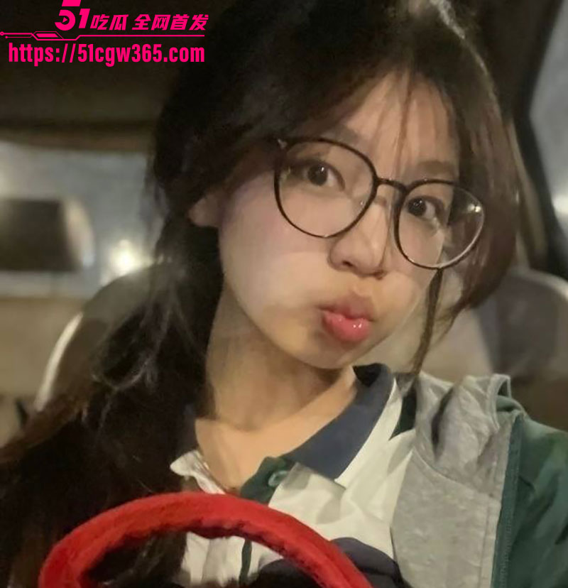 广州大二学生刘娜娜私密视频流出2