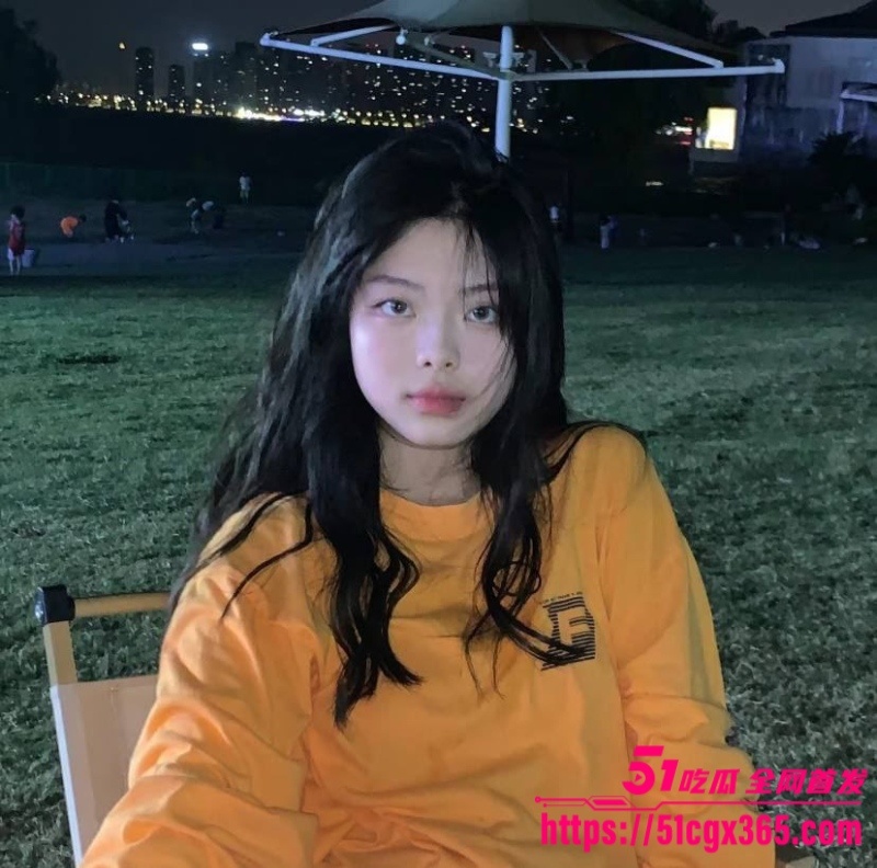 山东工艺美术学院骚货 江知琳 被金主包养调教 6