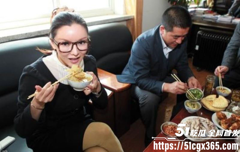 香港三级女王彭丹36F脱光震香江 10