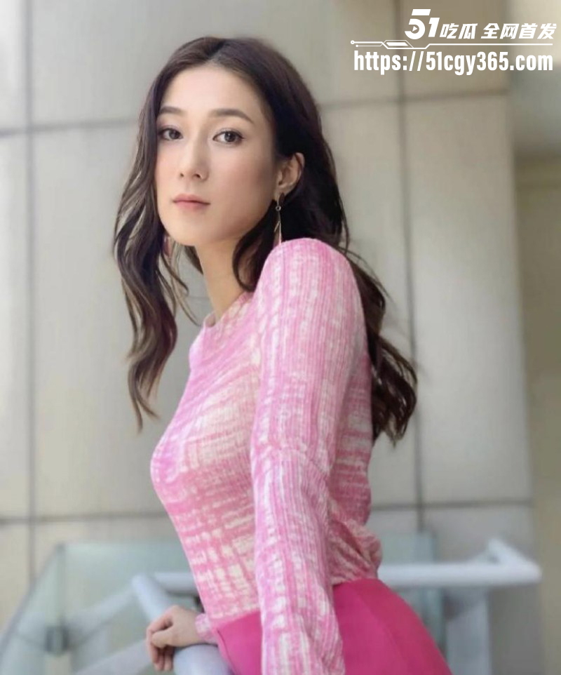 钟嘉欣在加拿大起诉丈夫Jeremy08