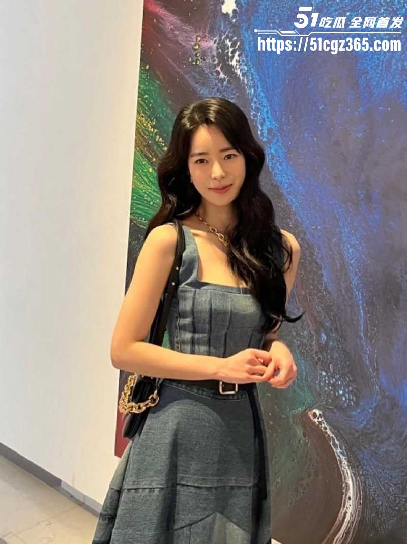 韩国绝美女星林智妍车震床戏完整版010