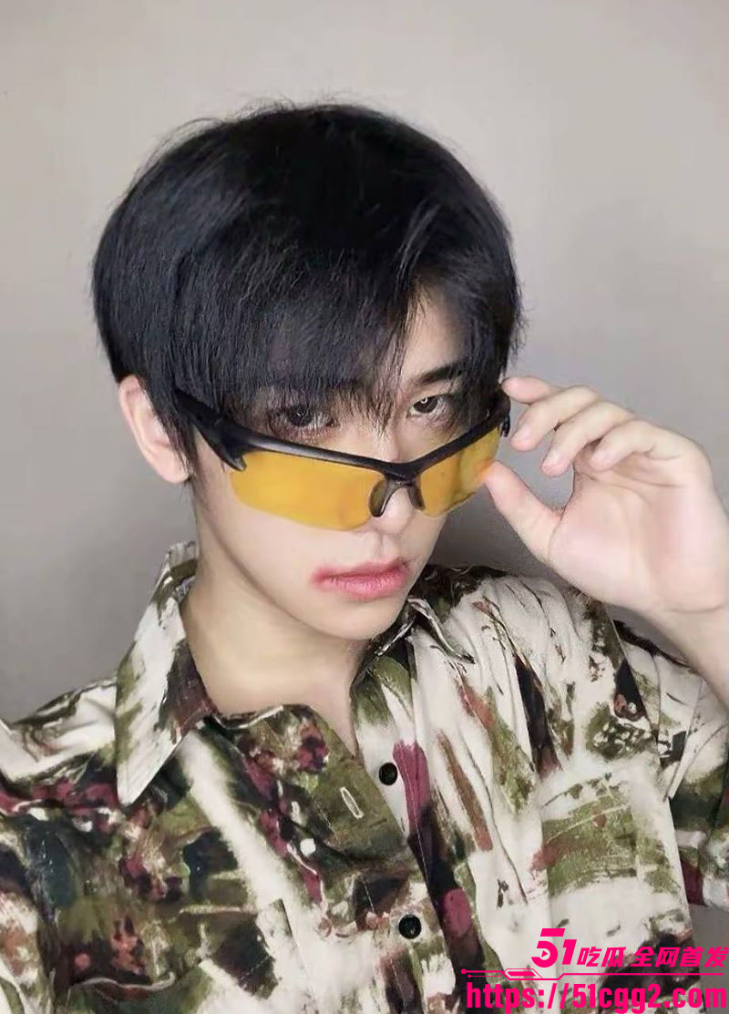 娱乐圈爱豆丁泽仁和唯一的姐事件 1