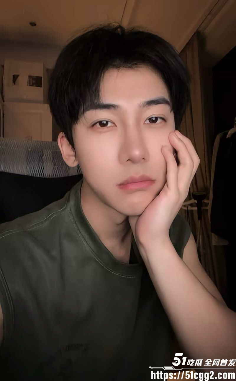 娱乐圈爱豆丁泽仁和唯一的姐事件 3