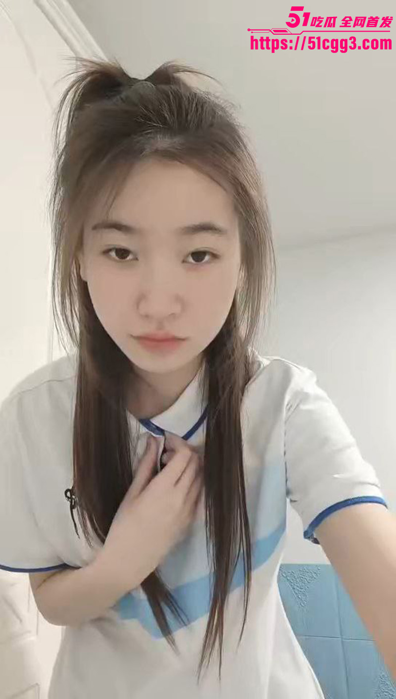 清纯校花 张佳莹 私密视频流出 脸穴同框勾引男友 道具自慰潮喷失禁湿透床单!