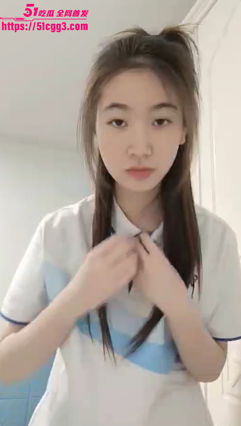 校花张佳莹自慰1