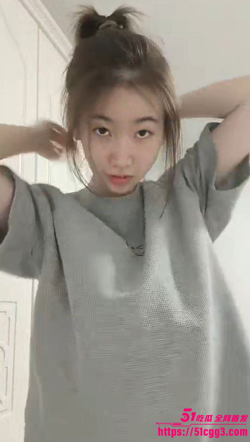 校花张佳莹自慰2