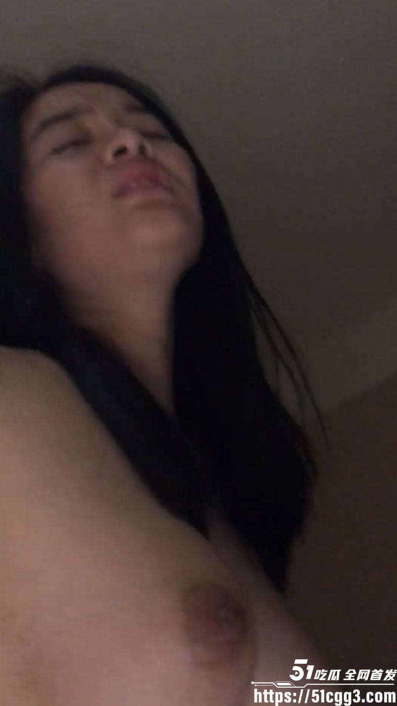 极品斯文妹子分手被渣男曝光性爱视频 7