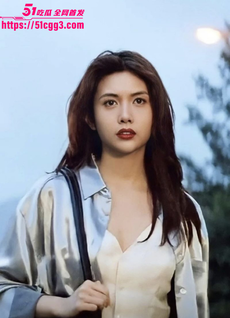 港圈富二代邓兆尊自曝近百名女星投怀送抱015