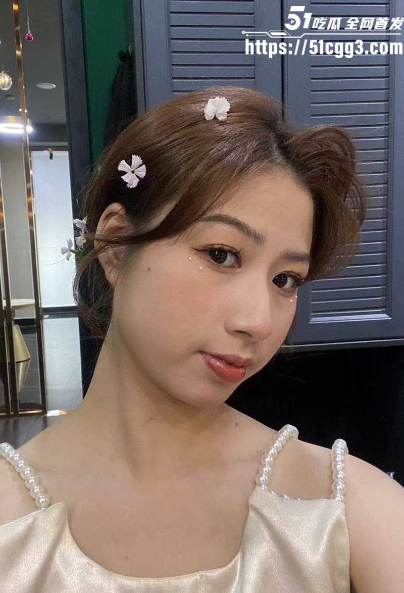 广州反差白虎妹周思琪不雅视频流出 2 拷贝