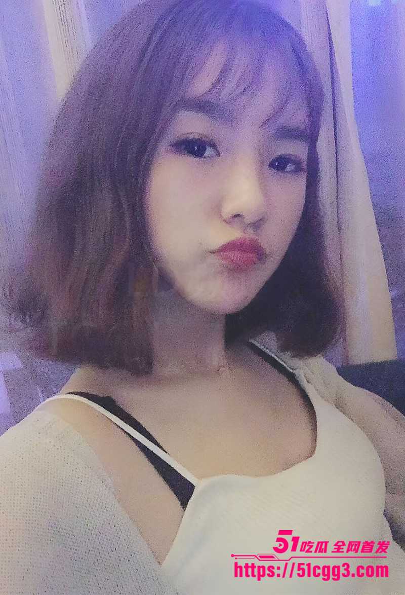 新疆王千慧裸贷曝光 5 拷贝