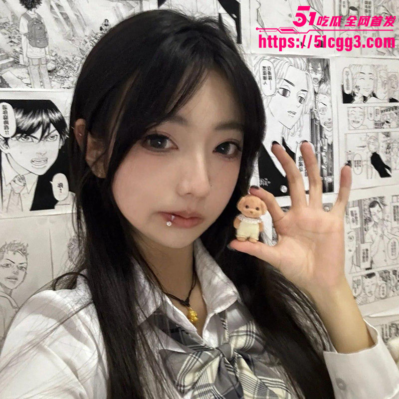 山东医学院大一新生 赵雅梦 私密视频流出 清纯校花变金主母狗 狐尾黑丝楼道跪舔求内射！