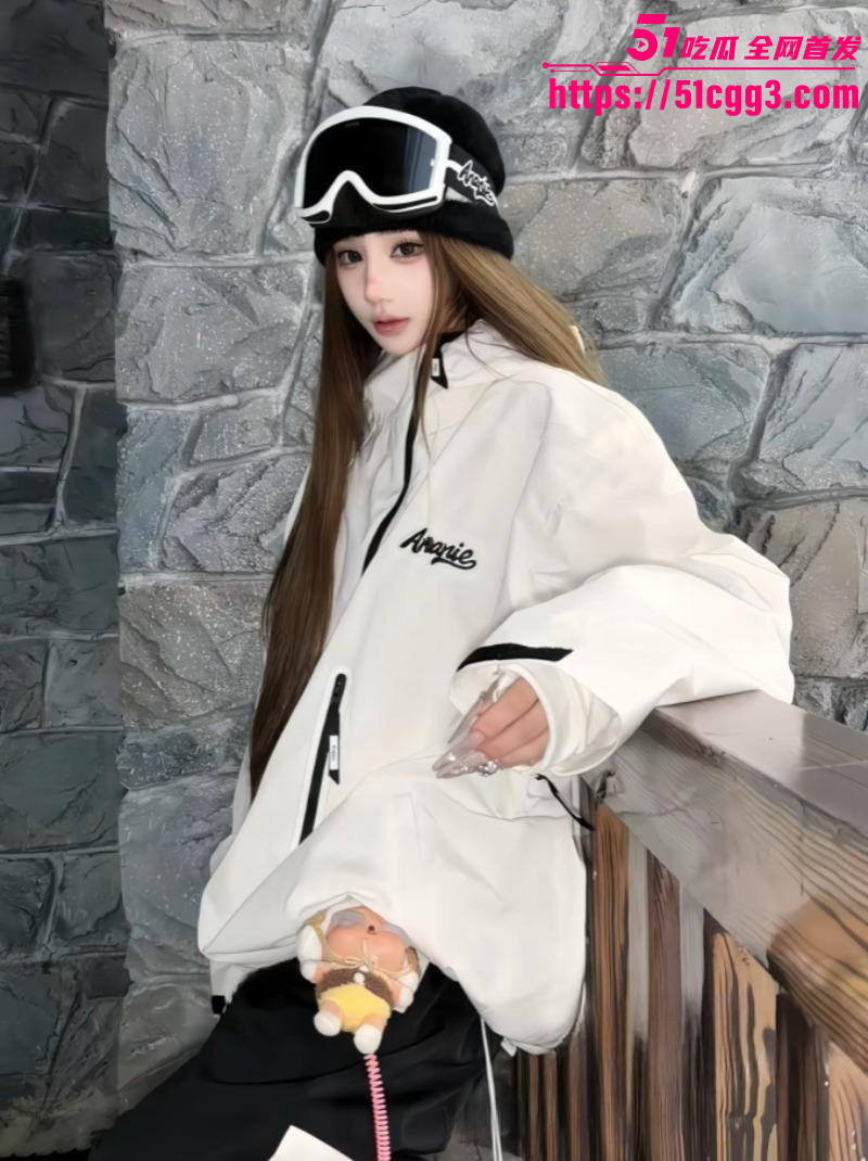 抖音网红老白不喝酒滑雪陪玩事件02