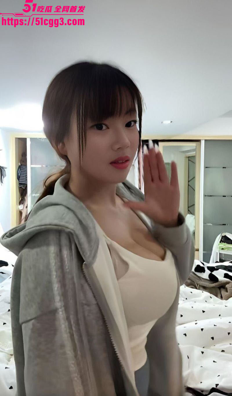 浙江05年巨乳学妹王晴裸贷调教视频 2