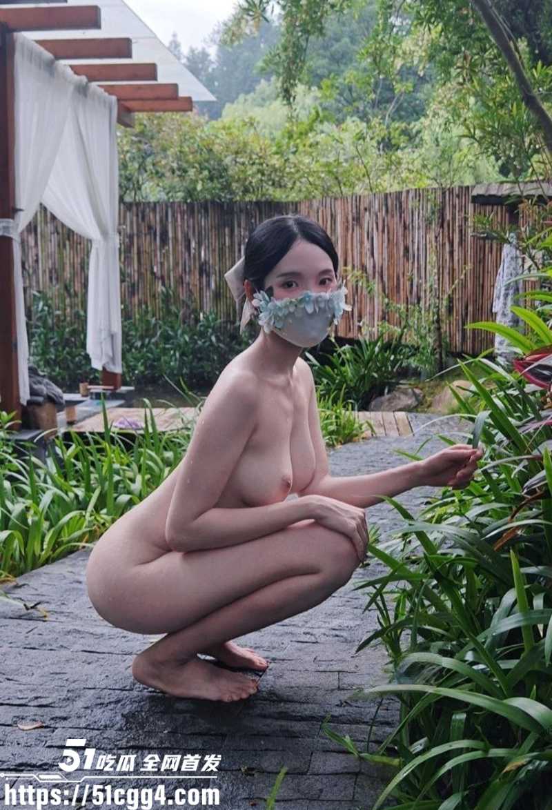 健身夫妻moon魔王的斗篷的反差魅力露出视频流出1拷贝