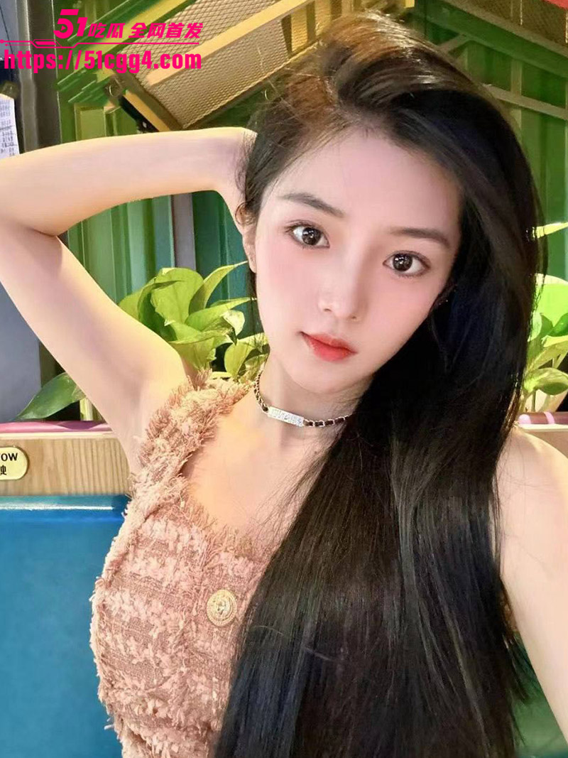 上海师大邓乔馨超大号道具自慰3